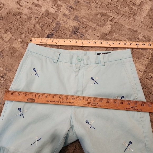 Vineyard Vines Lacrosse Embroidered Breaker Shorts - Pool Side 7" Size 33 - Picture 12 of 14